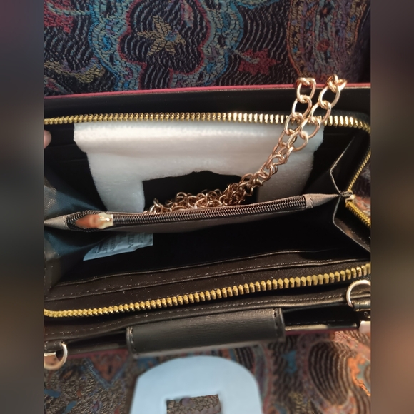 BRAND NEW KATE SPADE WRISTLET AND ALBA CROSSBODY WINE BUNDLE - Picture 8 of 13